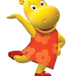 Meet your Posher, Lisaura